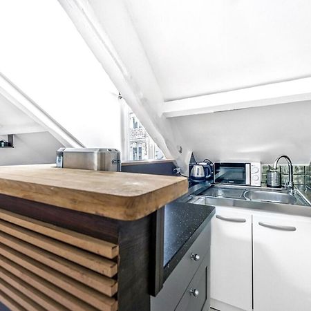 Montparnasse - La Gaite 1Bdr - B'Your Home Paris Dış mekan fotoğraf